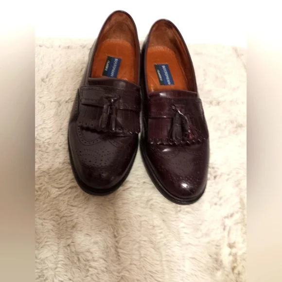 Bostonian | Shoes | Bostonian Mens Loafers Size 82 Burgundy  display picture 1